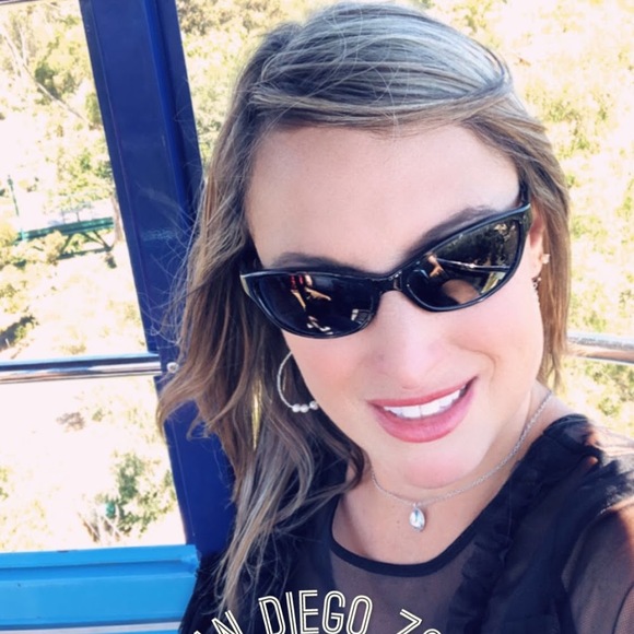 Meet your Posher, Marie - Picture 1 of 1